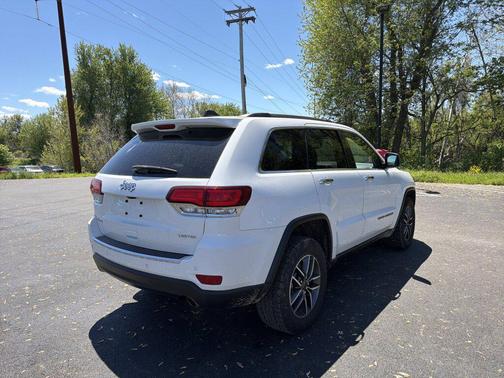 Bright White Clearcoat 2021 Jeep Grand Cherokee Limited