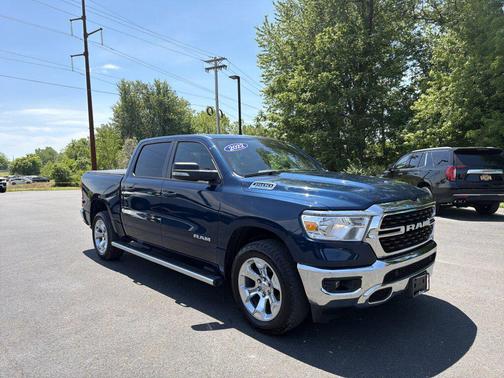 Patriot Blue Pearlcoat 2022 RAM 1500 Big Horn/Lone Star