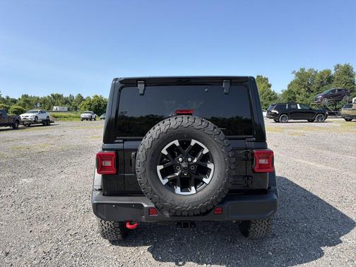 Black Clearcoat 2026 Jeep Wrangler Rubicon