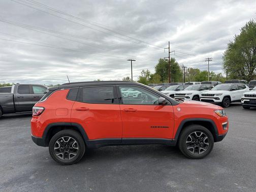 Spitfire Orange Clearcoat 2019 Jeep Compass Trailhawk