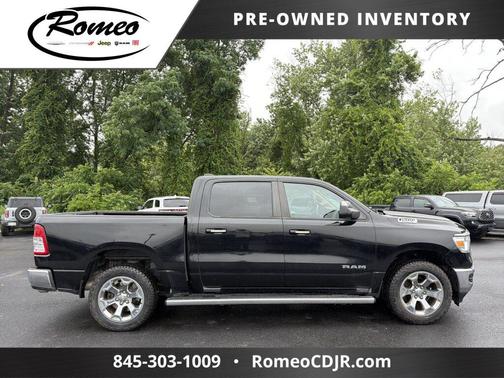 Diamond Black Crystal Pearlcoat 2019 RAM 1500 Big Horn