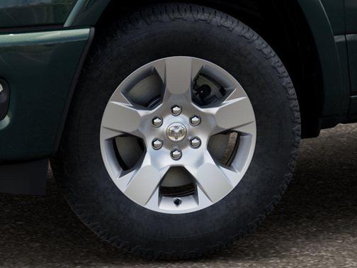 Serrano Green Metallic 2026 RAM 1500 Big Horn/Lone Star