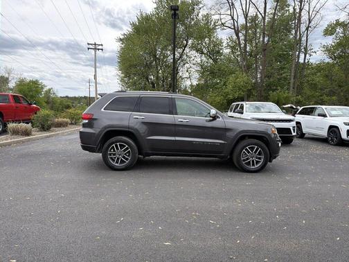 Granite Crystal Metallic Clearcoat 2021 Jeep Grand Cherokee Limited