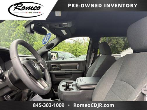 Diamond Black Crystal Pearlcoat 2022 RAM 1500 Classic Warlock Crew Cab 4x4 5'7' Box