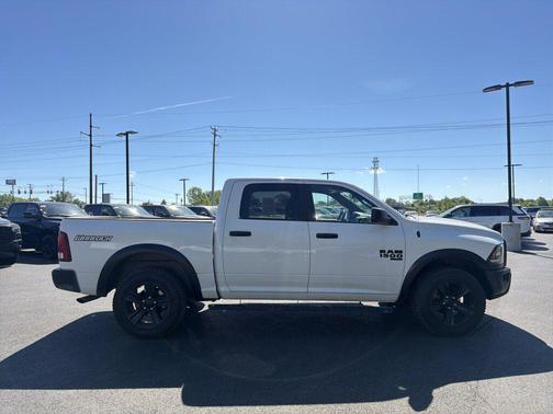 Bright White Clearcoat 2022 RAM 1500 Classic Warlock Crew Cab 4x4 5'7' Box