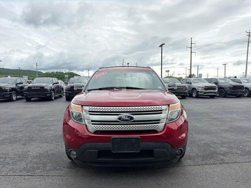Ruby Red Metallic Tinted Clearcoat 2015 Ford Explorer XLT
