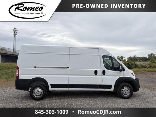 Bright White Clearcoat 2023 RAM ProMaster 2500 High Roof