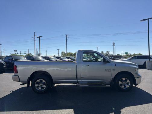 Bright Silver Metallic Clearcoat 2019 RAM 1500 Tradesman