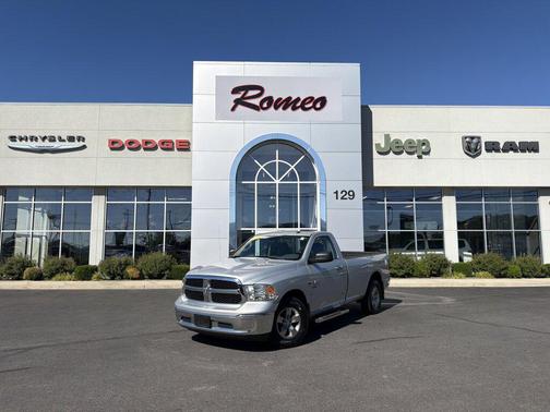 Bright Silver Metallic Clearcoat 2019 RAM 1500 Tradesman