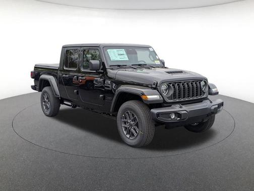 Black Clearcoat 2026 Jeep Gladiator Sport S