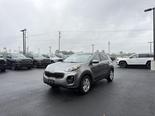 Mineral Silver 2017 Kia Sportage LX