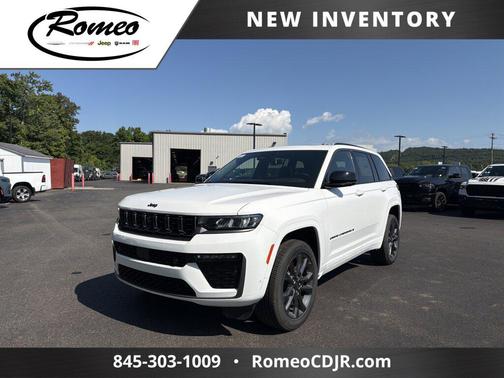 Bright White Clearcoat 2026 Jeep Grand Cherokee Limited