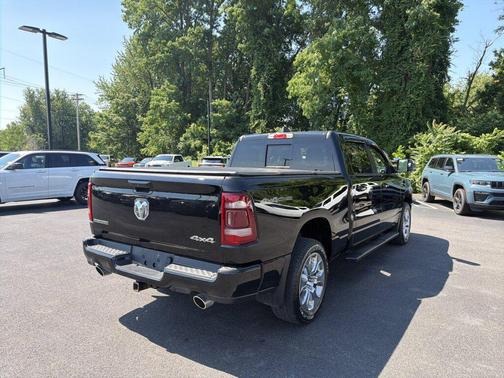 Diamond Black Crystal Pearlcoat 2020 RAM 1500 Big Horn/Lone Star