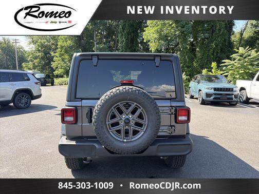 Granite Crystal Metallic Clearcoat 2026 Jeep Wrangler Sport S