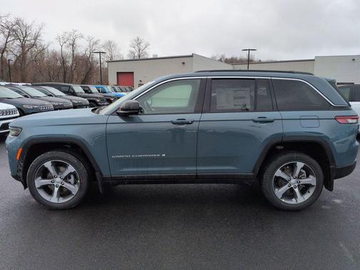 Steel Blue 2026 Jeep Grand Cherokee Limited