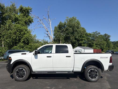 Bright White Clearcoat 2026 RAM 2500 Warlock Crew Cab 4x4 6'4' Box