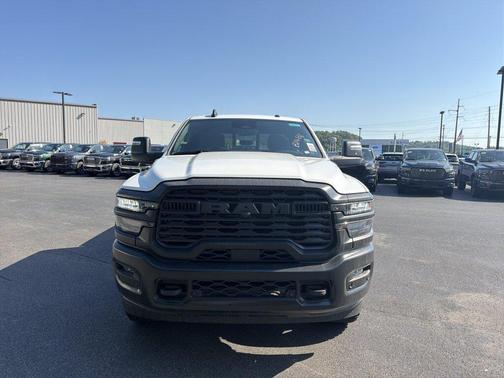 Bright White Clearcoat 2026 RAM 2500 Warlock Crew Cab 4x4 6'4' Box
