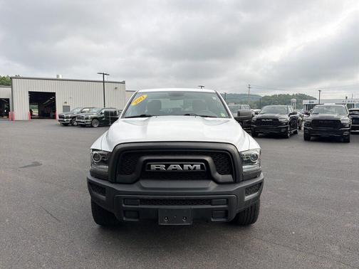 Bright White Clearcoat 2021 RAM 1500 Classic Warlock Quad Cab 4x4 6'4' Box