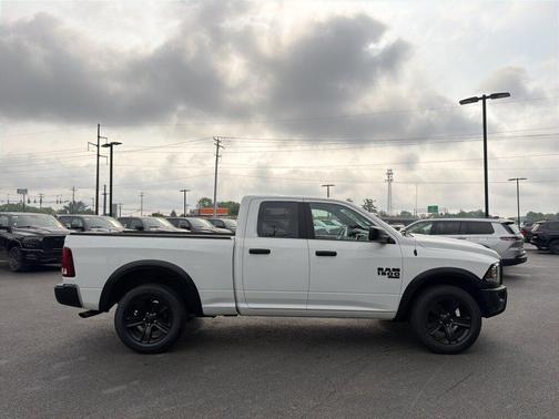 Bright White Clearcoat 2021 RAM 1500 Classic Warlock Quad Cab 4x4 6'4' Box