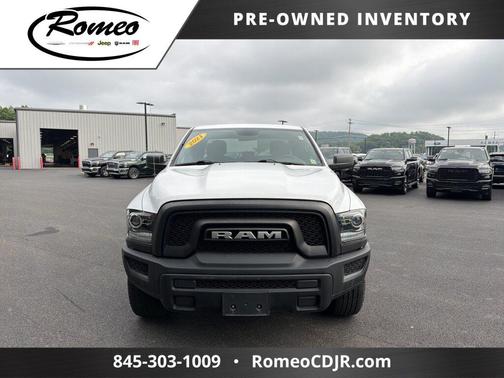 Bright White Clearcoat 2021 RAM 1500 Classic Warlock Quad Cab 4x4 6'4' Box