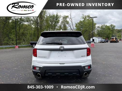 Platinum White Pearl 2023 Honda Passport AWD EX-L