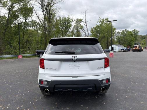 Platinum White Pearl 2023 Honda Passport AWD EX-L