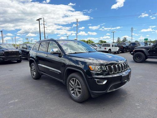 Diamond Black Crystal Pearlcoat 2021 Jeep Grand Cherokee Limited