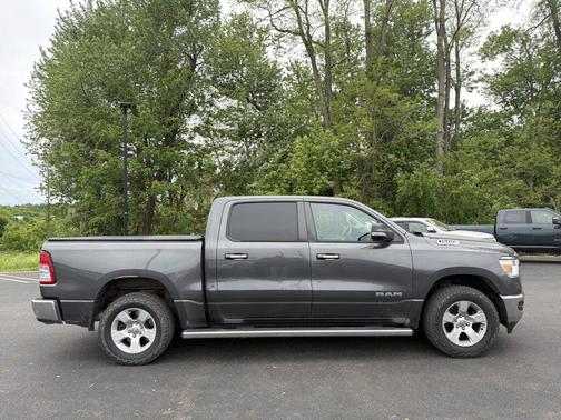 Granite Crystal Metallic Clearcoat 2019 RAM 1500 Big Horn