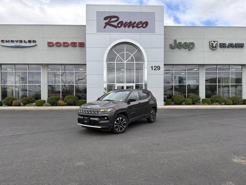 Granite Crystal Metallic Clearcoat 2022 Jeep Compass Limited
