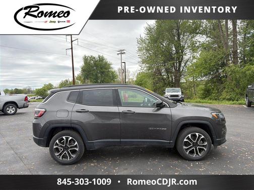 Granite Crystal Metallic Clearcoat 2022 Jeep Compass Limited