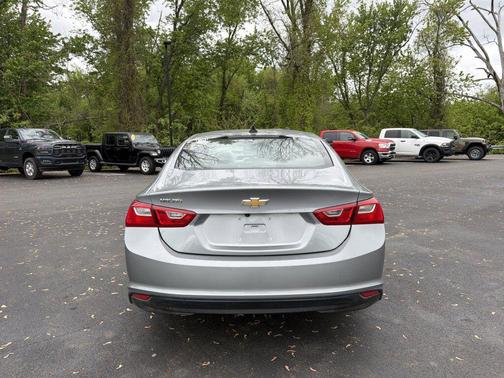 Sterling Gray Metallic 2023 Chevrolet Malibu 1LS