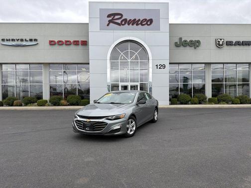 Sterling Gray Metallic 2023 Chevrolet Malibu 1LS