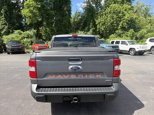 Carbonized Gray Metallic 2024 Ford Maverick XLT