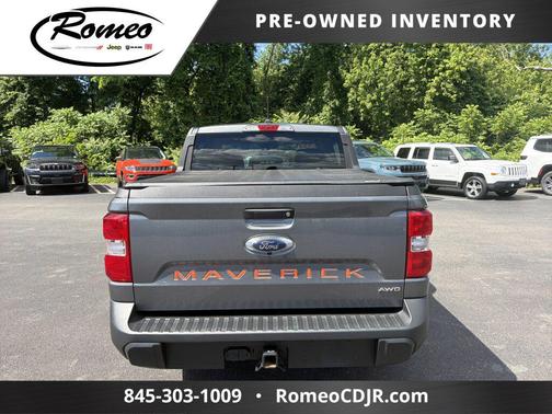 Carbonized Gray Metallic 2024 Ford Maverick XLT