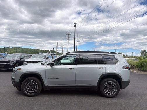 Silver Zynith Clearcoat 2026 Jeep Cherokee Limited