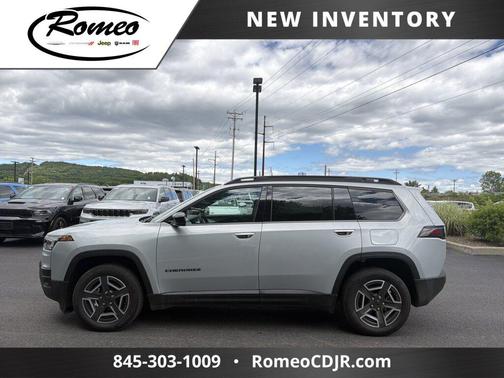 Silver Zynith Clearcoat 2026 Jeep Cherokee Limited