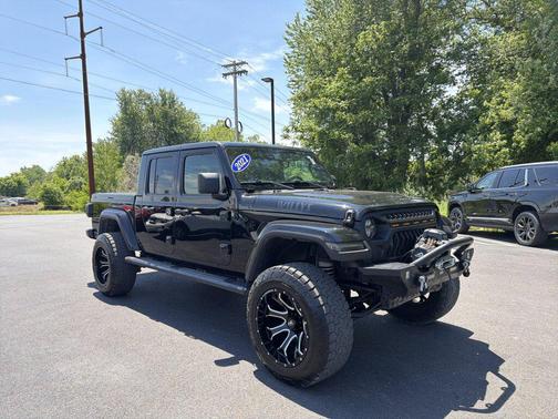 Black Clearcoat 2021 Jeep Gladiator Willys 4x4