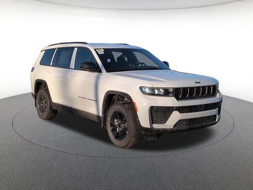 Bright White Clearcoat 2026 Jeep Grand Cherokee L Altitude