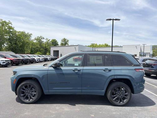 Steel Blue 2026 Jeep Grand Cherokee Limited