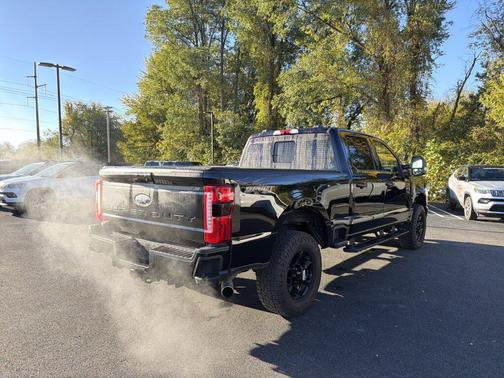 Agate Black Metallic 2024 Ford F-250 XLT