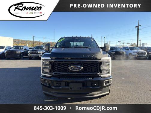 Agate Black Metallic 2024 Ford F-250 XLT