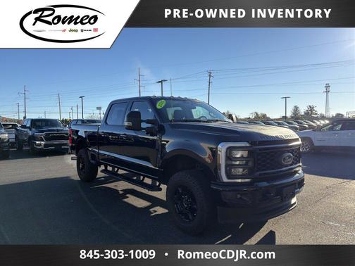 Agate Black Metallic 2024 Ford F-250 XLT