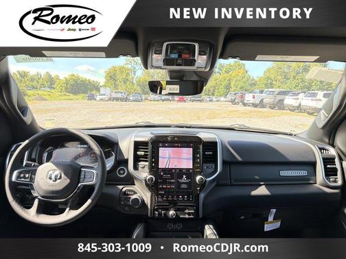 Diamond Black Crystal Pearlcoat 2027 RAM 1500 Big Horn/Lone Star
