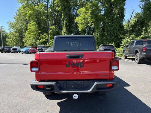 Firecracker Red Clearcoat 2020 Jeep Gladiator Sport S