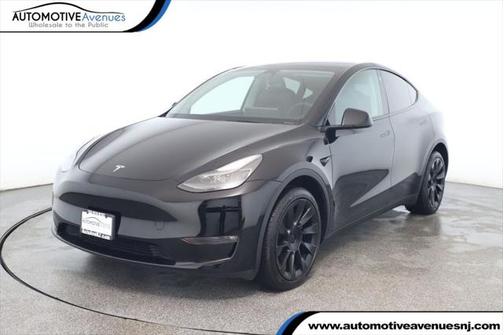 2023 Tesla Model Y Long Range Dual Motor All-Wheel Drive