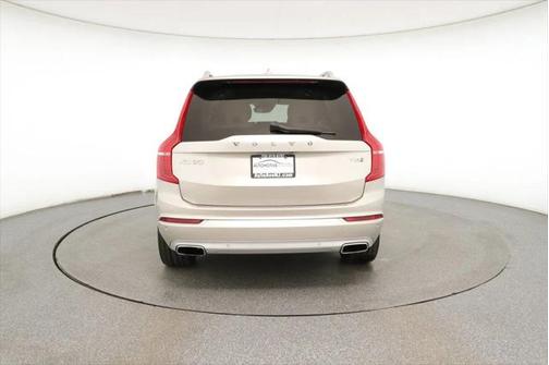 2018 Volvo XC90 Hybrid T8 Momentum