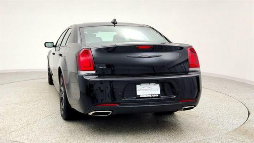 2023 Chrysler 300 Touring
