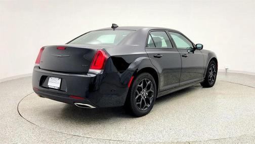 2023 Chrysler 300 Touring