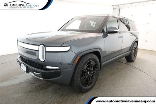 2023 Rivian R1S Adventure Dual-Motor Standard Pack