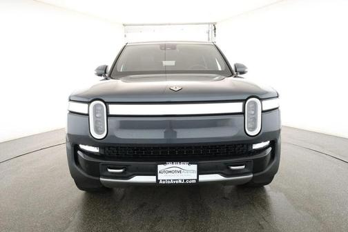 2023 Rivian R1S Adventure